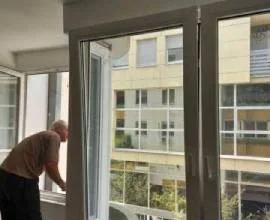 PVC zastakljivanje terase u Novom Sadu u zgradi