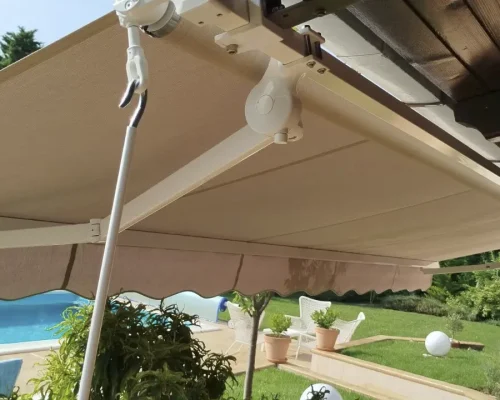 Tenda za zaštitu od sunca, braon boja
